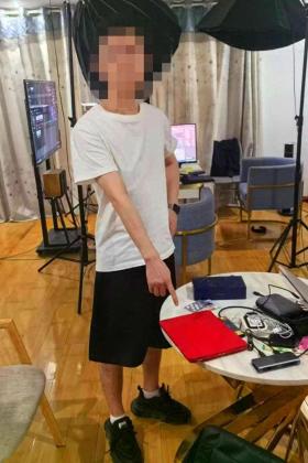 “听到女主播说谢谢榜一大哥，很上头”一男子盗刷老板7万打赏女主播